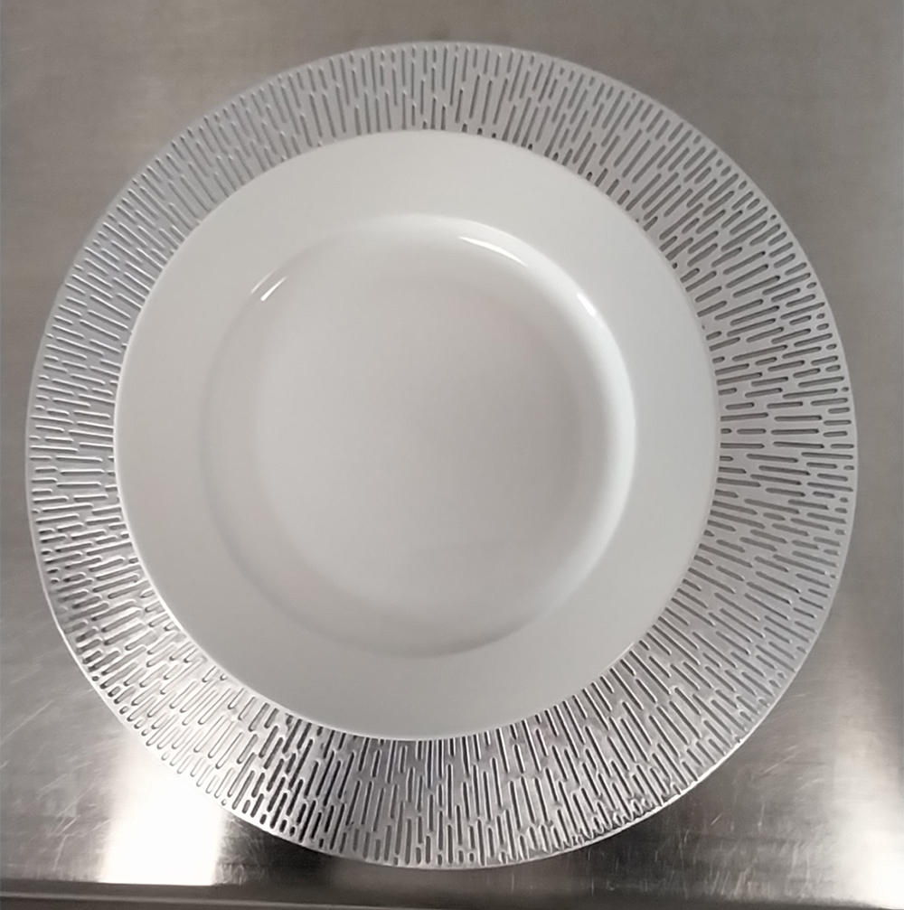 ASSIETTE PLATE 27 cm : 0,25 euros
